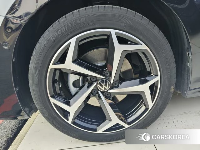 Volkswagen Passat 2023 Черный из Китая