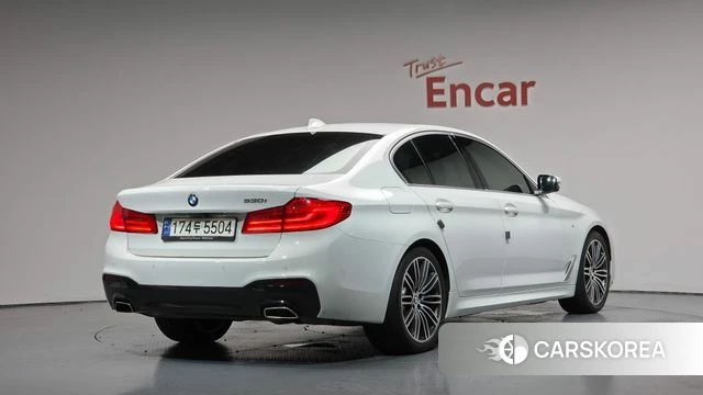 BMW 5 Series (G30) 2020 Белый из Кореи