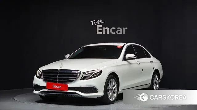 Mercedes-Benz E-Class W213 2019 Белый из Кореи