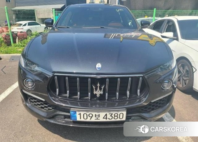 Maserati Levante 2022 Черный из Кореи