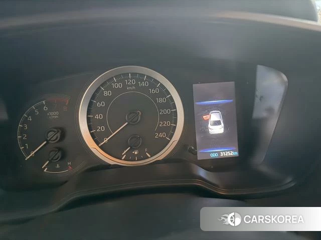 Toyota Corolla 2024 Белый из Китая