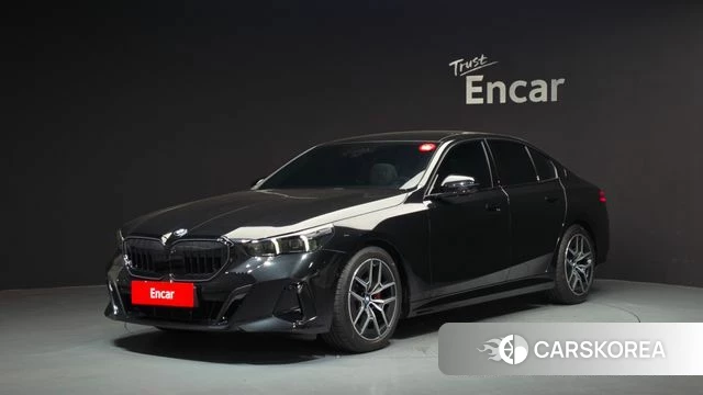 BMW 5 Series (G60) 2025 Черный из Кореи