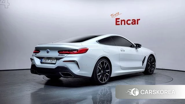 BMW 8 Series (G15) 2022 Белый из Кореи