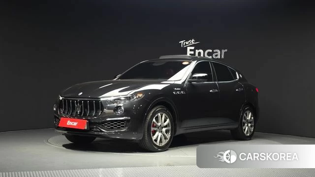 Maserati Levante 2019 Серый из Кореи
