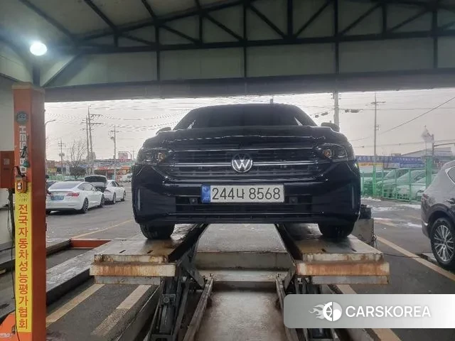 Volkswagen 7th Generation of Jetta 2023 Черный из Кореи