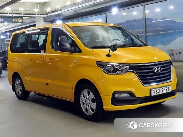 Hyundai The New Grand Starex 2020 Желтый из Кореи