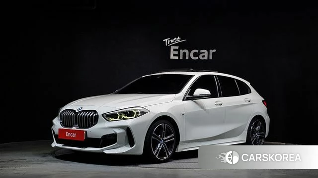 BMW 1 Series (F40) 2020 Белый из Кореи