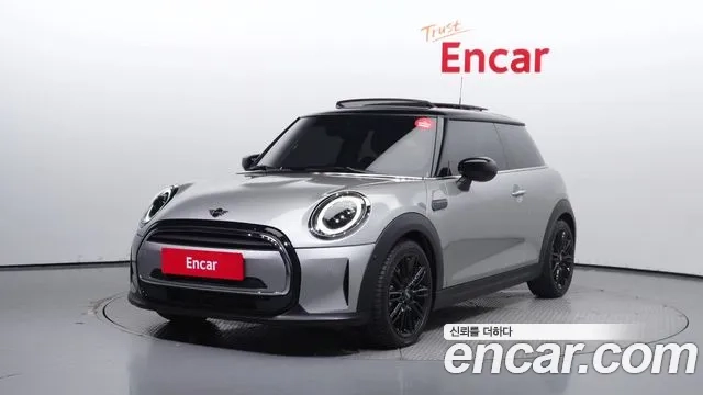 Mini Cooper 2023 Серебряный из Кореи