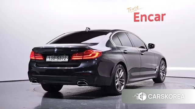 BMW 5 Series (G30) 2018 Серый из Кореи