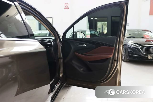 Buick Angkewei 2018 Коричневый из Китая