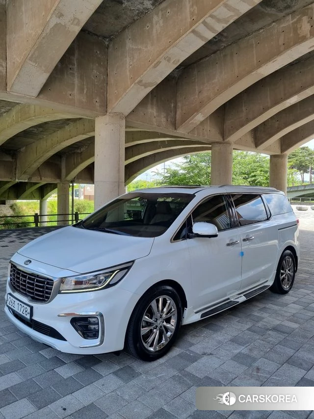 Kia The New Carnival 2018 Белый из Кореи