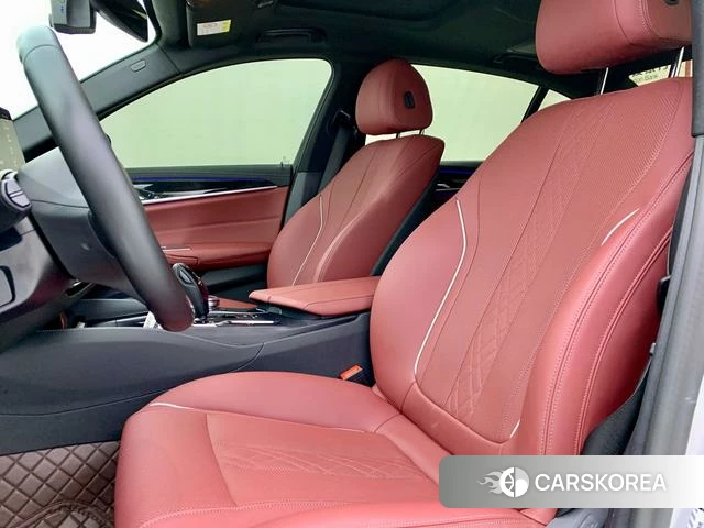 BMW 5 series 2024 Белый из Китая