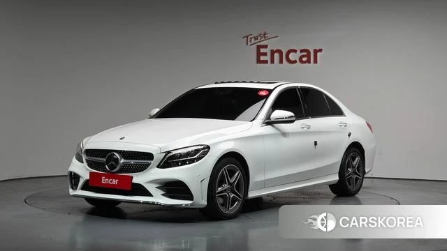Mercedes-Benz C-Class W205 2021 Белый из Кореи