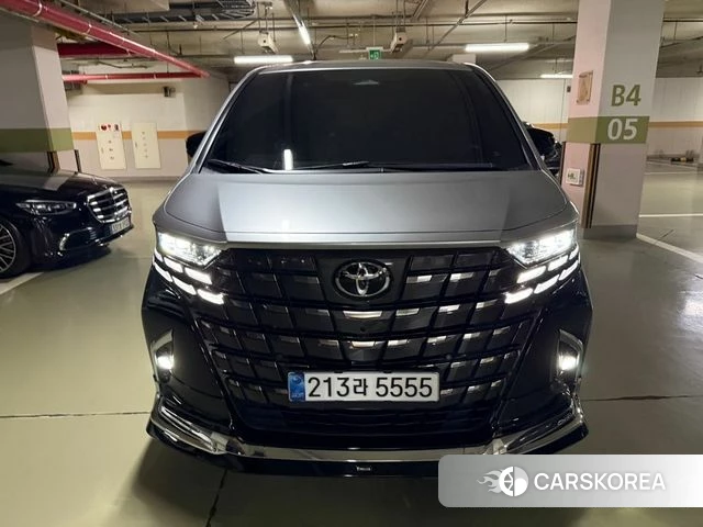 Toyota Alphard 4th Generation 2025 Черный из Кореи