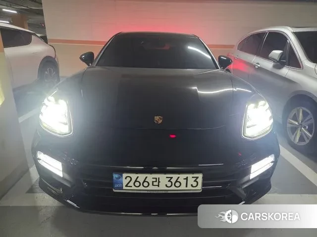 Porsche Panamera (971) 2022 Черный из Кореи