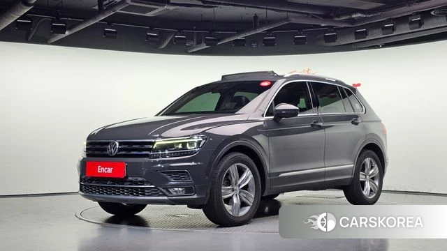 Volkswagen Tiguan second Generation 2018 Серый из Кореи