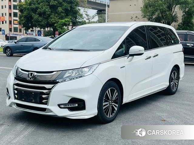 Honda Odyssey 2021 Белый из Китая