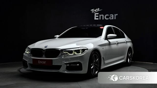 BMW 5 Series (G30) 2018 Белый из Кореи