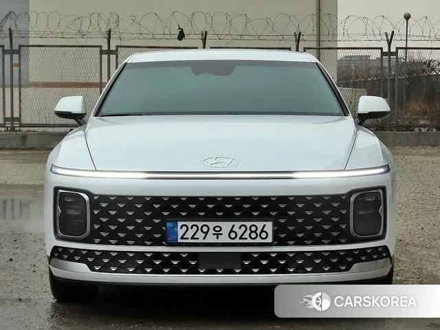 Hyundai Grandeur (GN7) 2024 Белый из Кореи