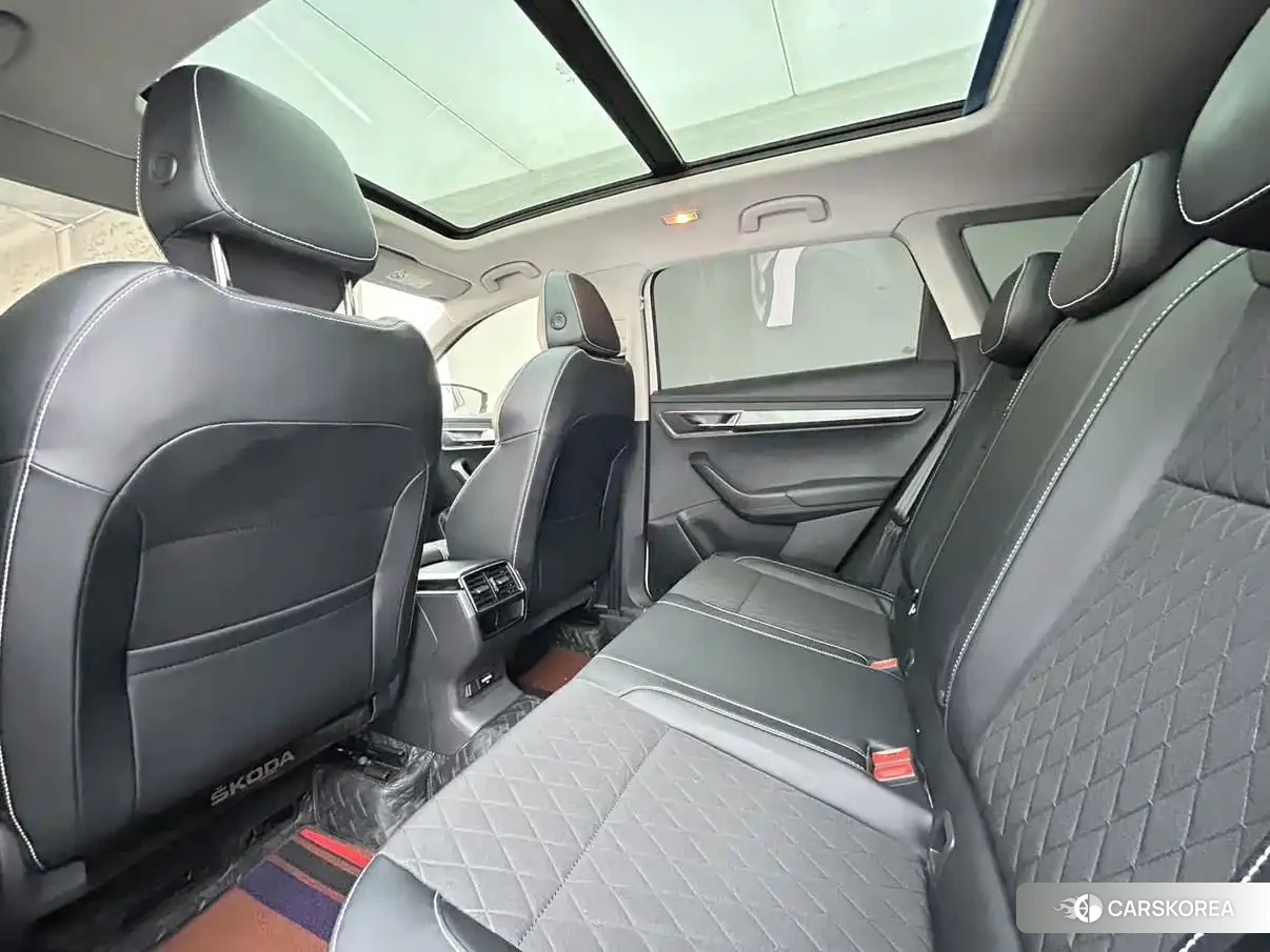 Skoda Karoq 2021 Белый из Китая