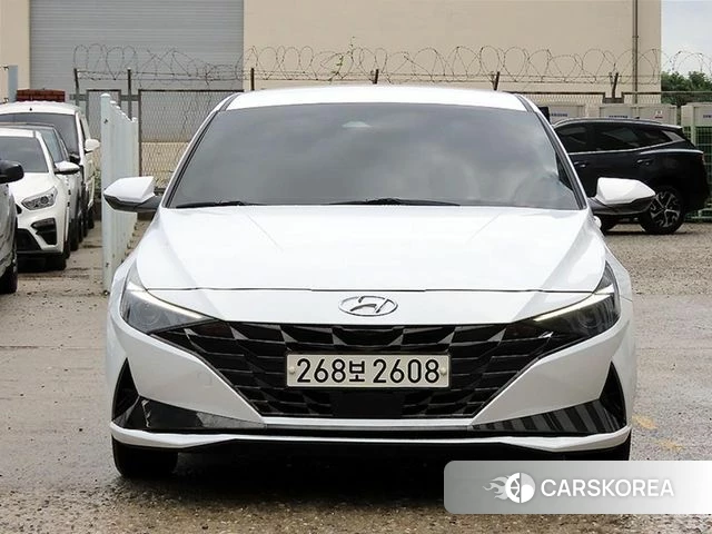 Hyundai Avante (CN7) 2021 Белый из Кореи