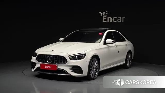 Mercedes-Benz E-Class W213 2022 Белый из Кореи