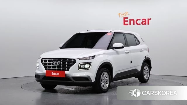 Hyundai Venue 2023 Белый из Кореи