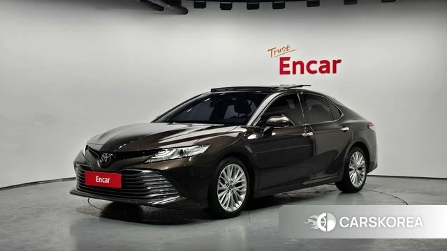 Toyota Camry (XV70) 2019 Коричневый из Кореи