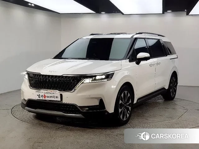 Kia Carnival 4th generation 2022 Белый из Кореи