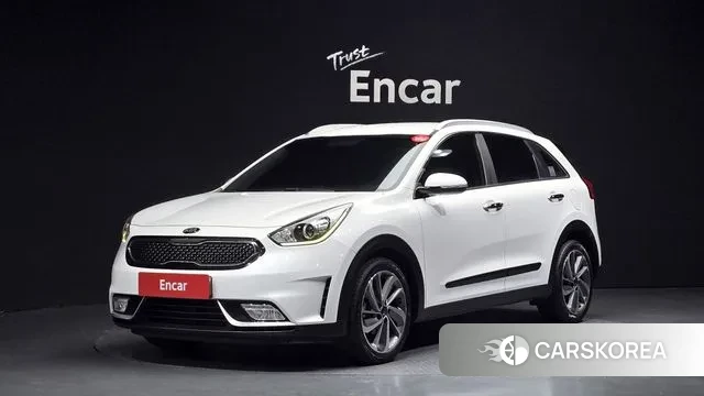 Kia Niro 2018 Белый из Кореи