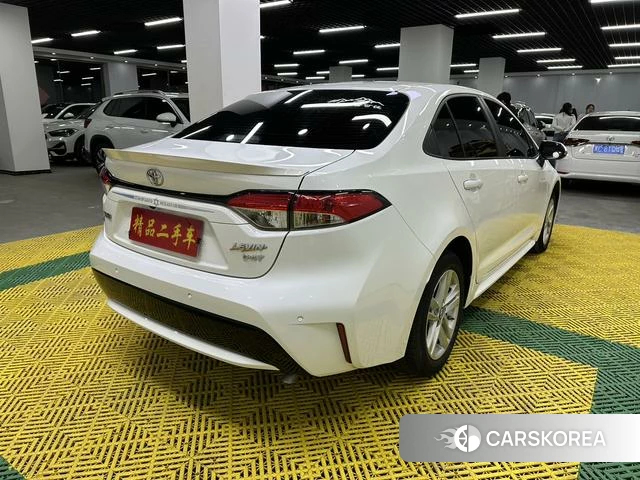 Toyota Lei Ling 2022 Белый из Китая