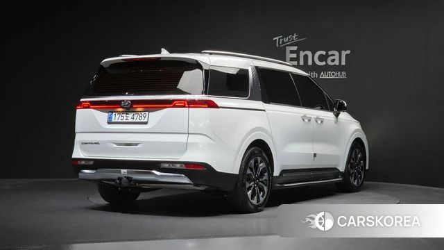 Kia Carnival 4th generation 2020 Белый из Кореи
