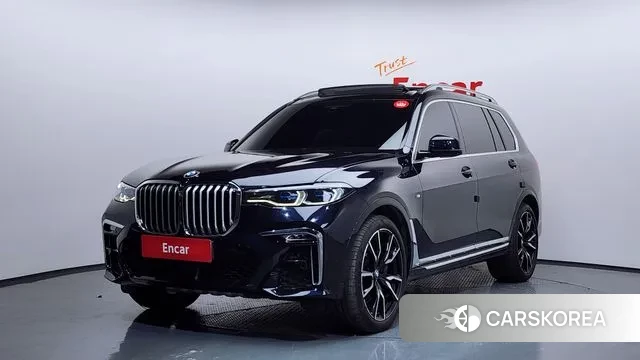 BMW X7 (G07) 2021 Черный из Кореи