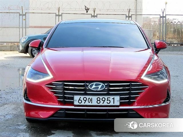 Hyundai Sonata (DN8) 2019 Красный из Кореи