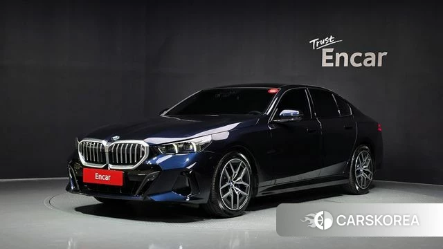 BMW 5 Series (G60) 2026 Черный из Кореи