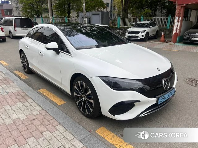 Mercedes-Benz EQE V295 2023 Белый из Кореи