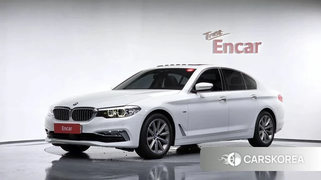 BMW 5 Series (G30) 2018 Белый из Кореи