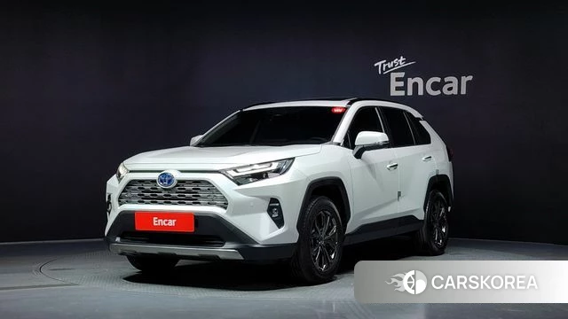 Toyota RAV4 5th Generation 2024 Белый из Кореи