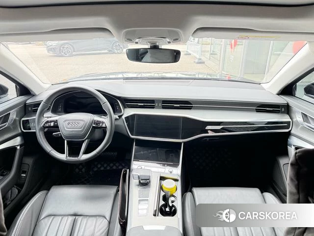 Audi A6L 2023 Черный из Китая
