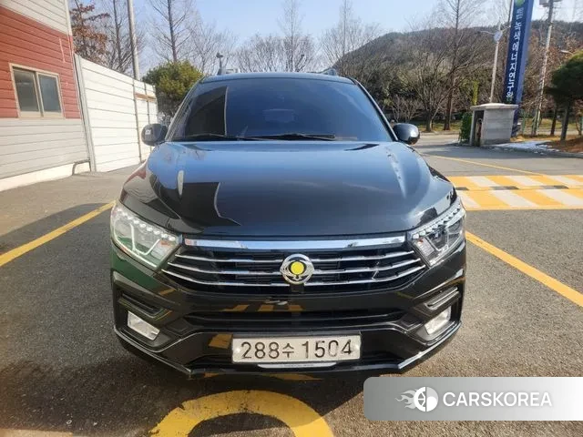 Ssangyong Korando Turismo 2019 Черный из Кореи