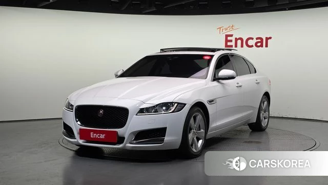 Jaguar XF (X260) 2018 Белый из Кореи