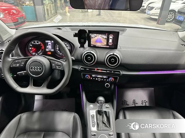 Audi Q2L 2022 Белый из Китая