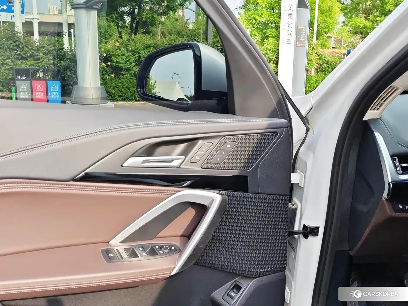 BMW iX1 2024 Белый из Китая