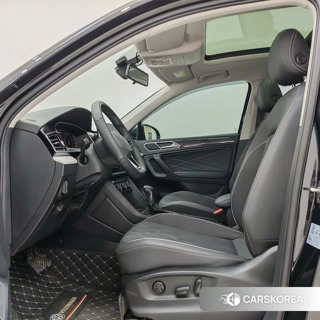 Volkswagen Tiguan L 2023 Черный из Китая