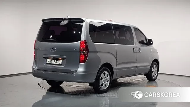 Hyundai The New Grand Starex 2020 Серебристо-серый из Кореи