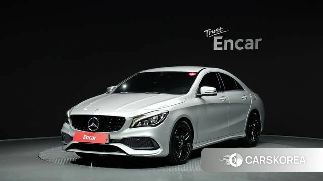 Mercedes-Benz CLA-Class C117 2018 Серебристо-серый из Кореи
