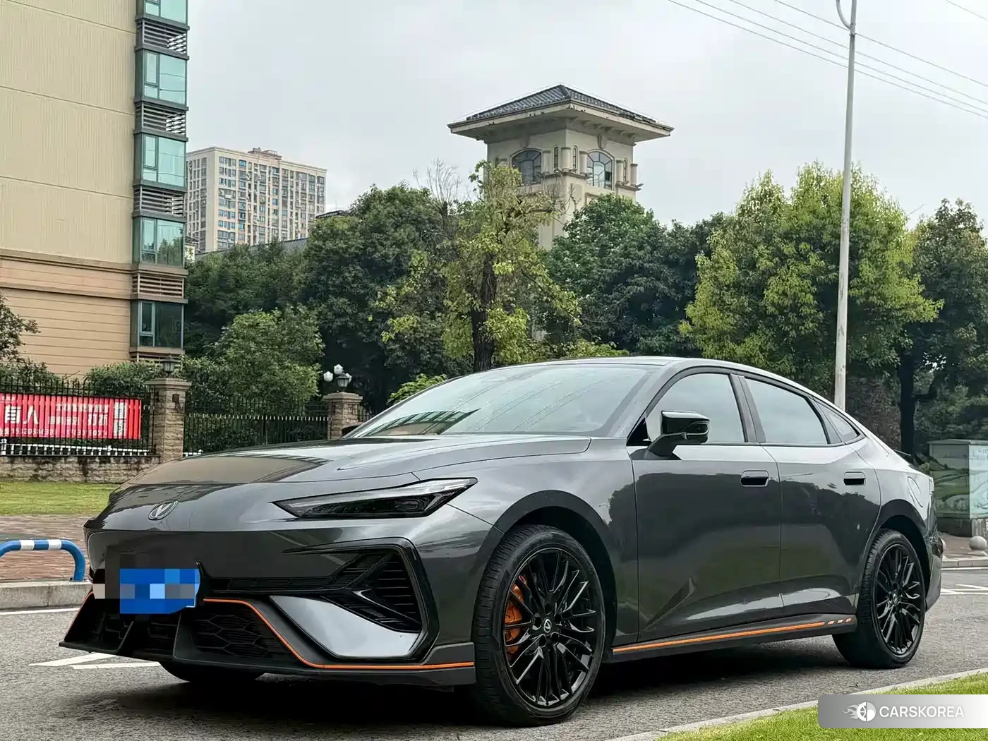 Chang'an UNI-V 2025 Silver/gray из Китая