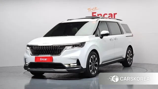 Kia Carnival 4th generation 2023 Белый из Кореи