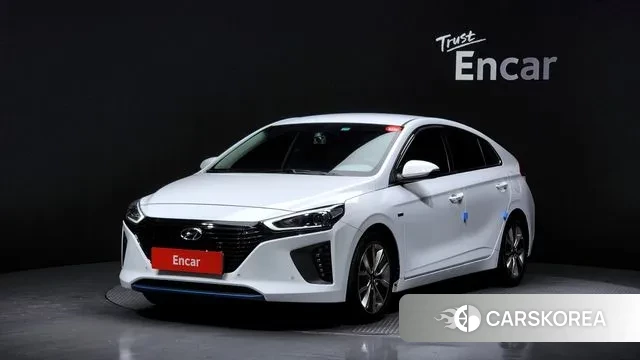 Hyundai Ionic Hybrid 2018 Белый из Кореи