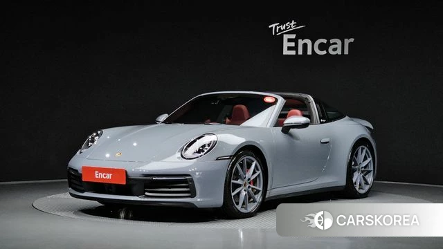 Porsche 911(992) 2024 Серебристо-серый из Кореи
